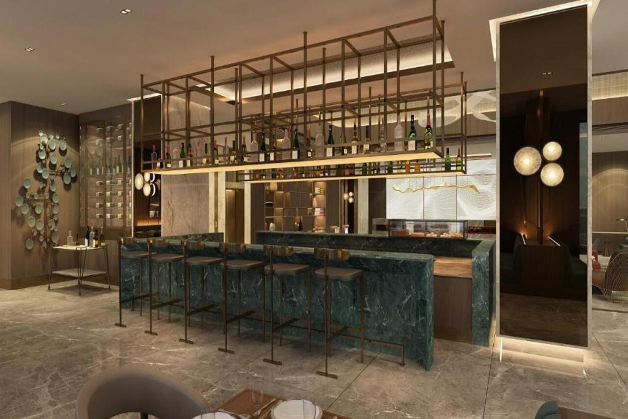 Izmir Marriott Hotel Екстериор снимка The bar at the hotel