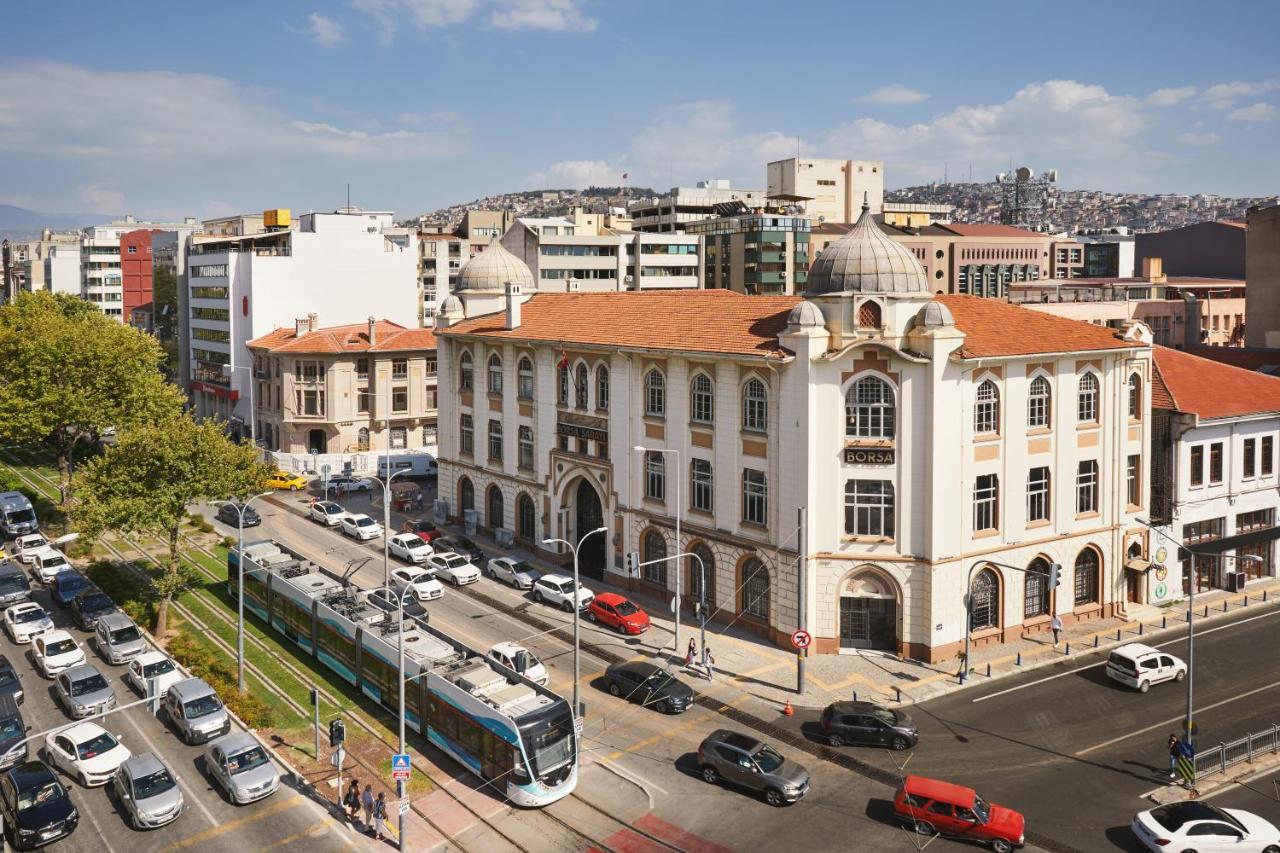 Izmir Marriott Hotel Екстериор снимка The station