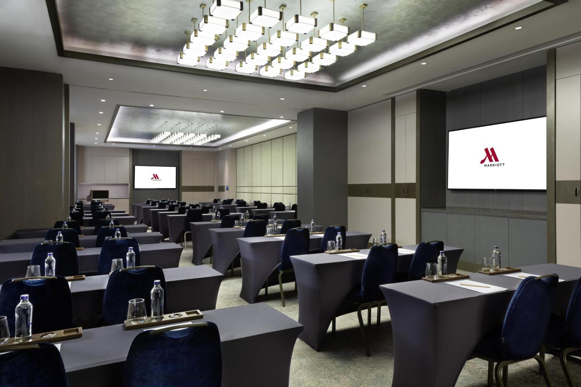 Izmir Marriott Hotel Екстериор снимка Meeting room