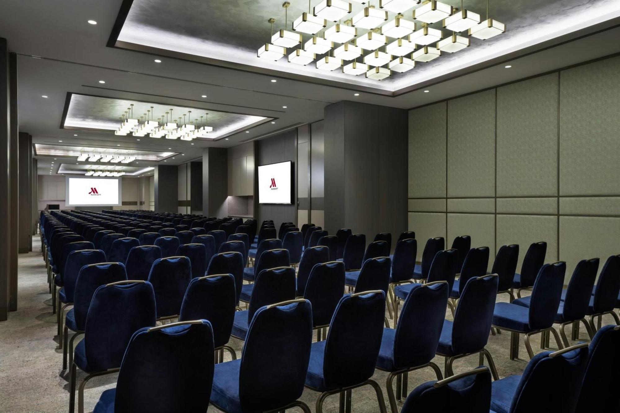 Izmir Marriott Hotel Екстериор снимка The ballroom